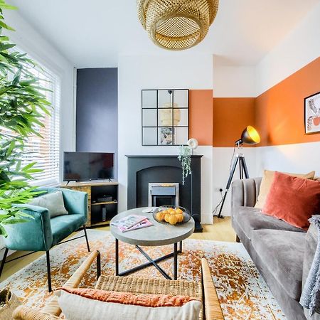 Coventry Fashionable House, City Centre, Free Parking, Sleeps 4, By Empower Homes Екстериор снимка
