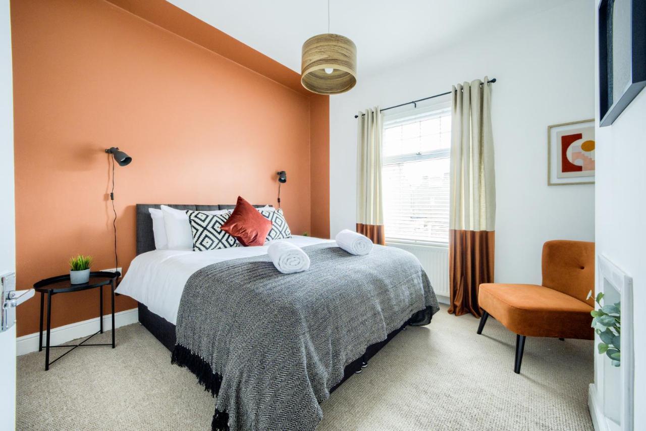Coventry Fashionable House, City Centre, Free Parking, Sleeps 4, By Empower Homes Екстериор снимка