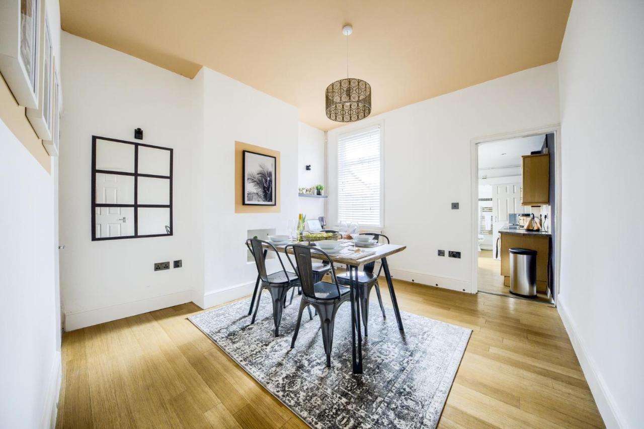 Coventry Fashionable House, City Centre, Free Parking, Sleeps 4, By Empower Homes Екстериор снимка